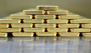 Gold Holds the Line Near $4,000 as Shutdown Weakens Dollar